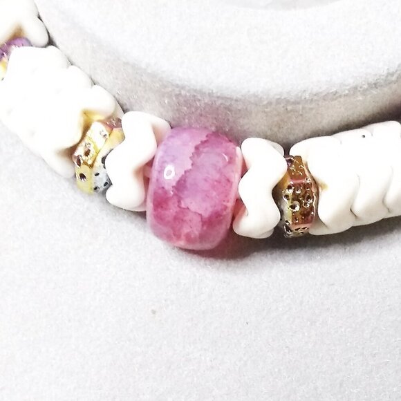 Petite Pink Spring Bracelet • Sexy + Simple Stretch Bangle • Everyday Wear - Picture 4 of 7